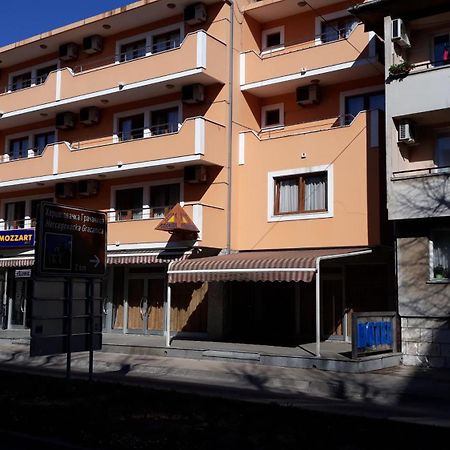 Hotel Viv Trebinje Esterno foto