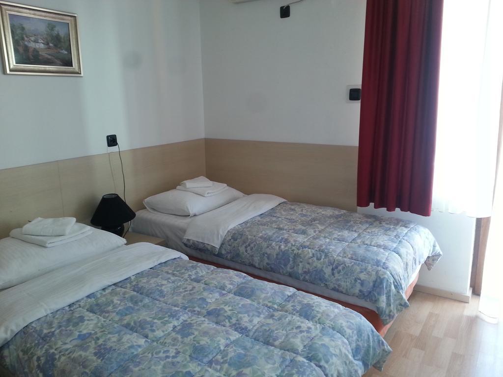 Hotel Viv Trebinje Esterno foto