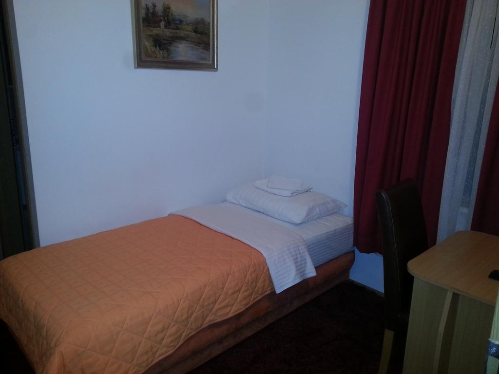 Hotel Viv Trebinje Esterno foto
