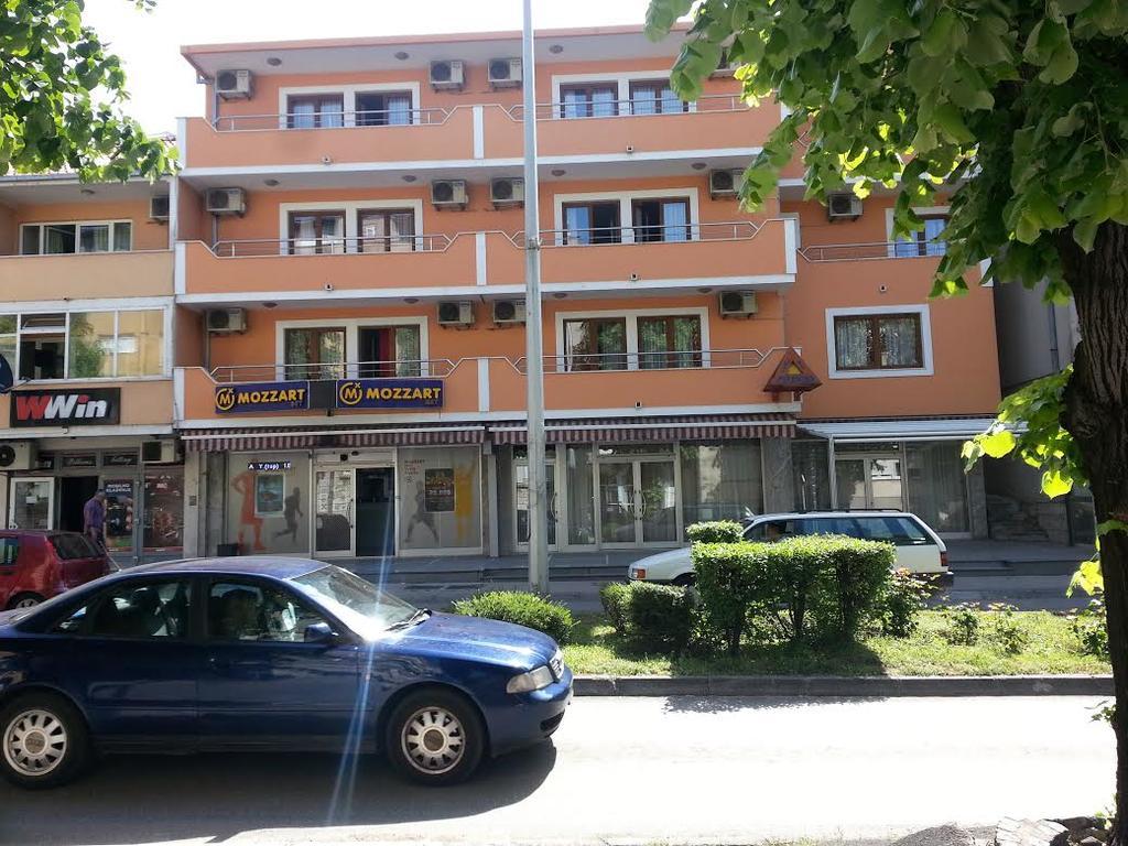 Hotel Viv Trebinje Esterno foto